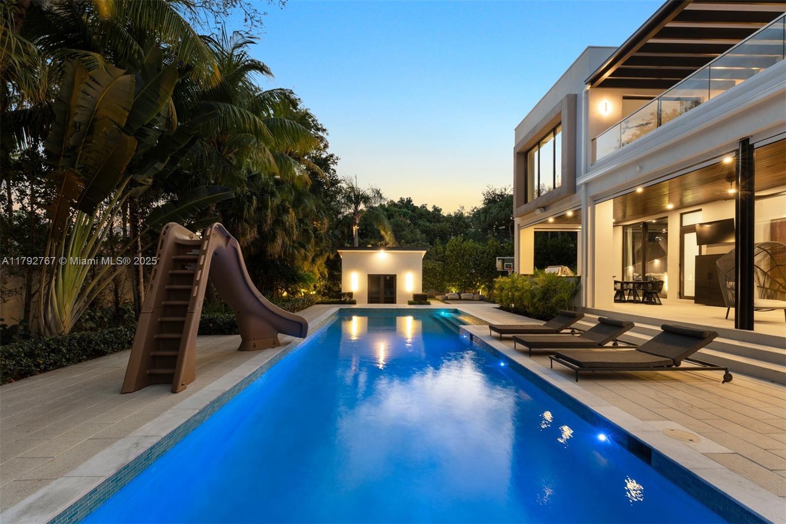 13180 Old Cutler Rd Pinecrest, FL 33156