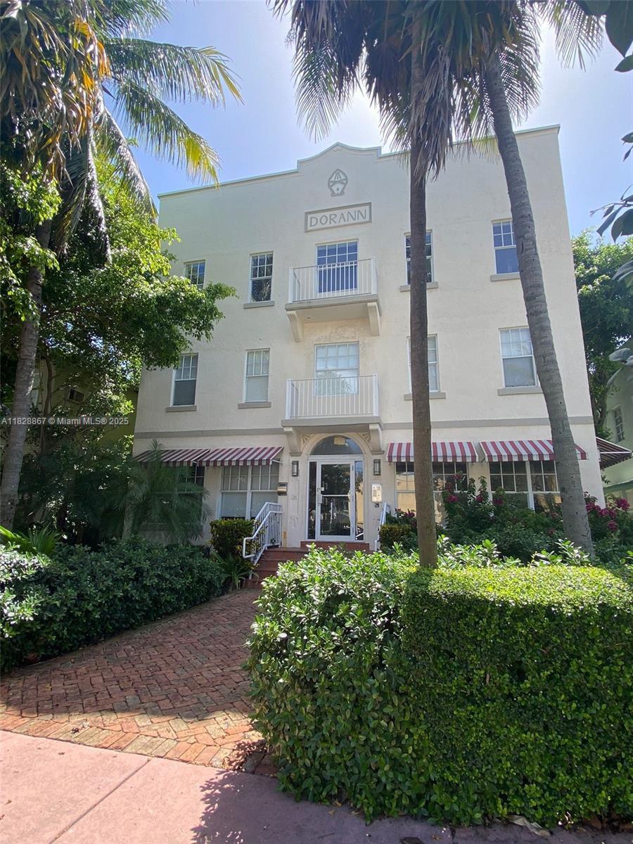 1244 Pennsylvania Ave #103