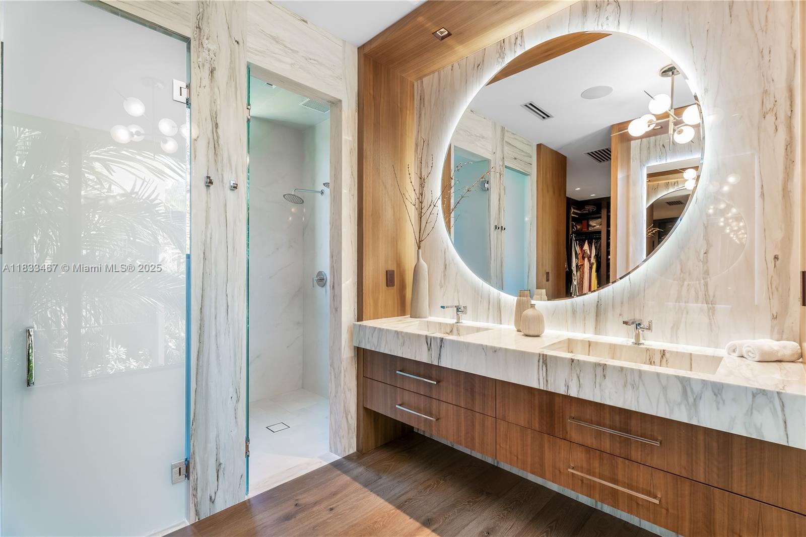 3910 Battersea Rd Miami, FL 33133