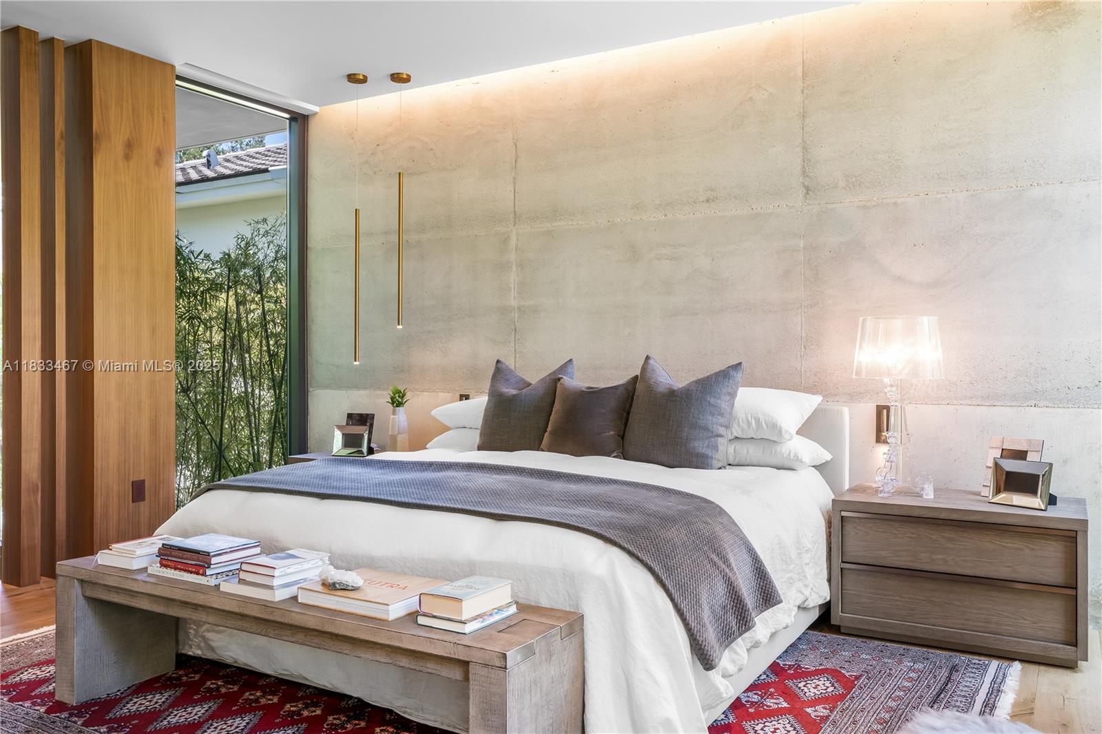 3910 Battersea Rd Miami, FL 33133