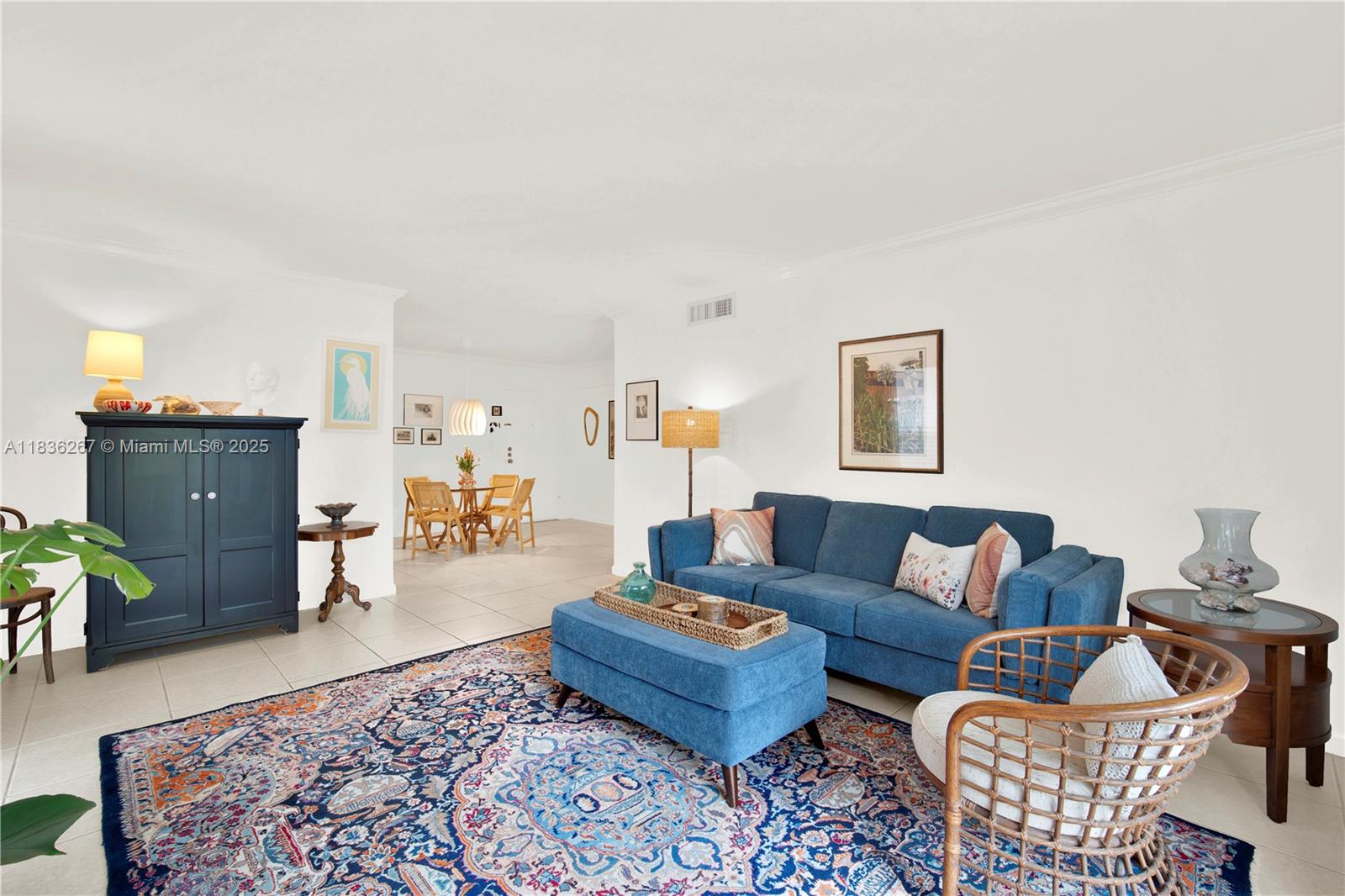 6886 N Kendall Dr #D102 Pinecrest, FL 33156