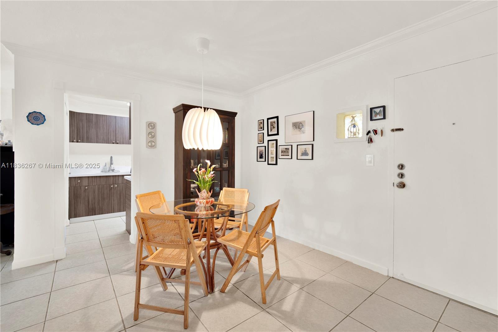 6886 N Kendall Dr #D102 Pinecrest, FL 33156