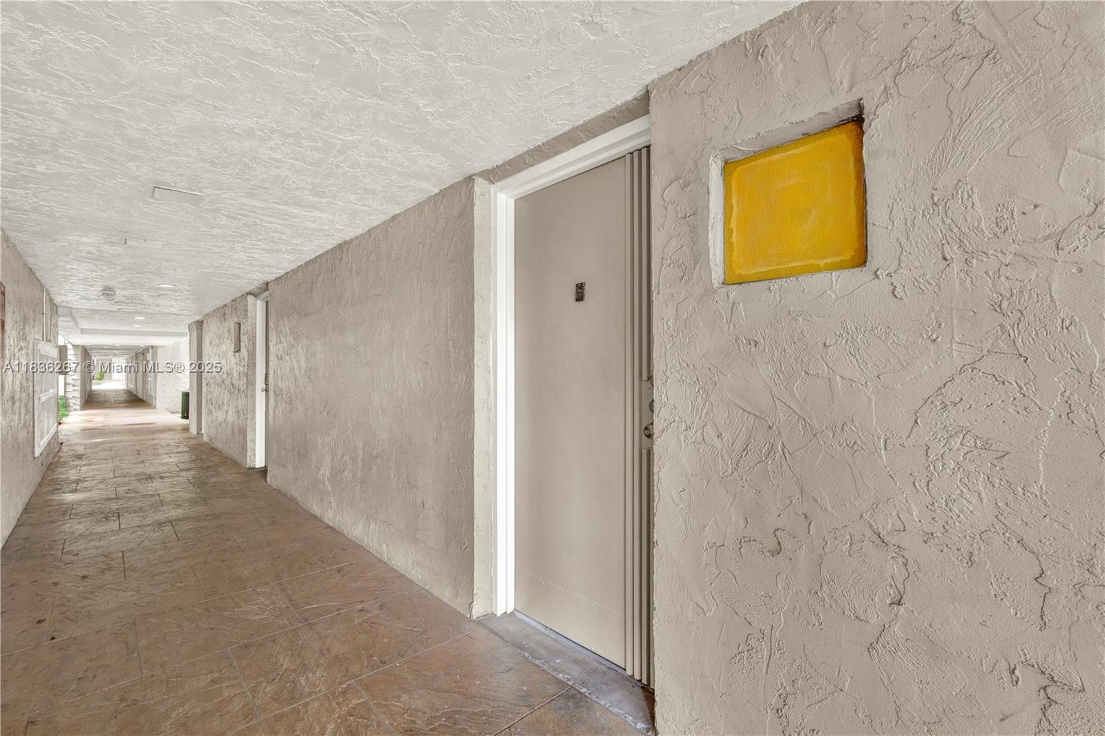 6886 N Kendall Dr #D102 Pinecrest, FL 33156