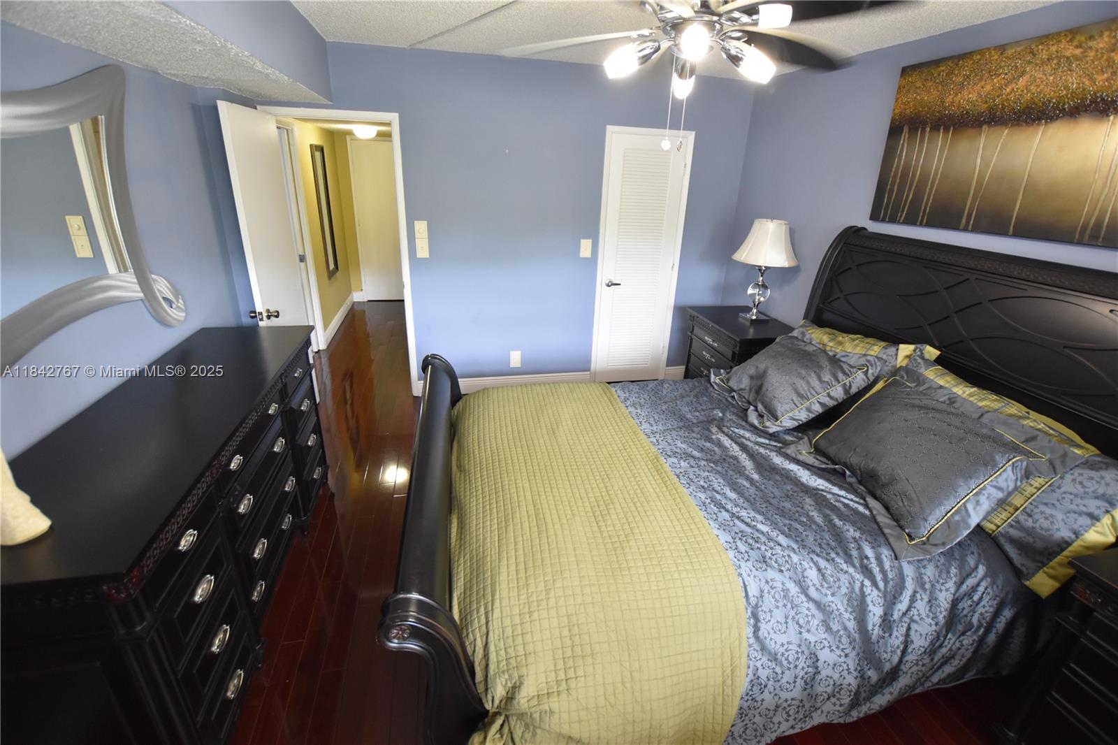 3800 Oaks Clubhouse Dr #309 Pompano Beach, FL 33069