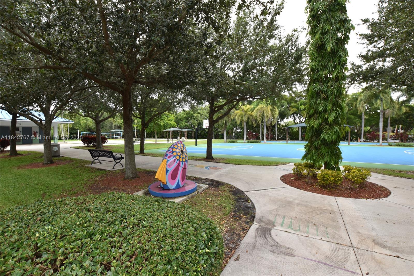 3800 Oaks Clubhouse Dr #309 Pompano Beach, FL 33069