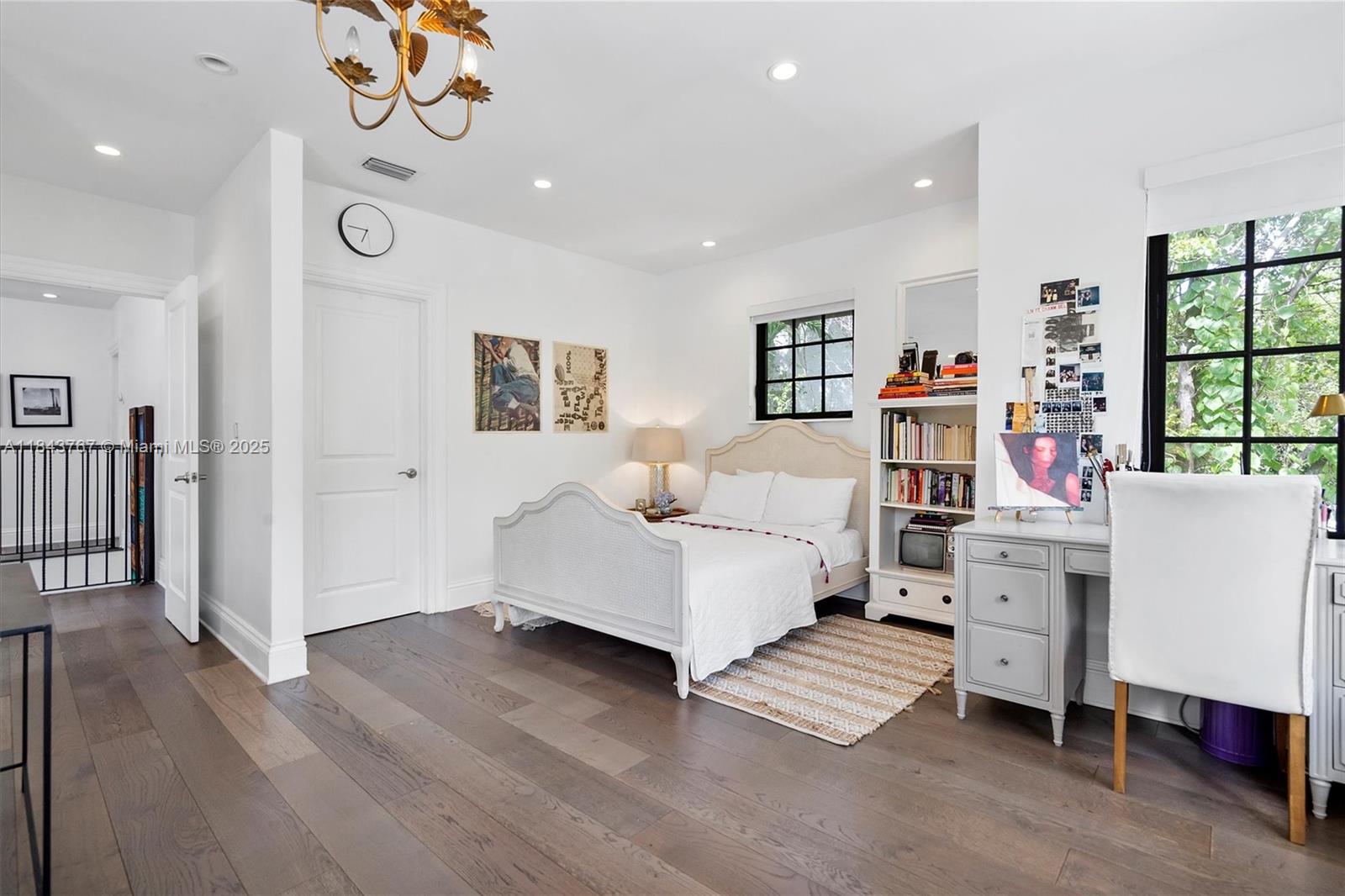 484 NE 57th St Miami, FL 33137