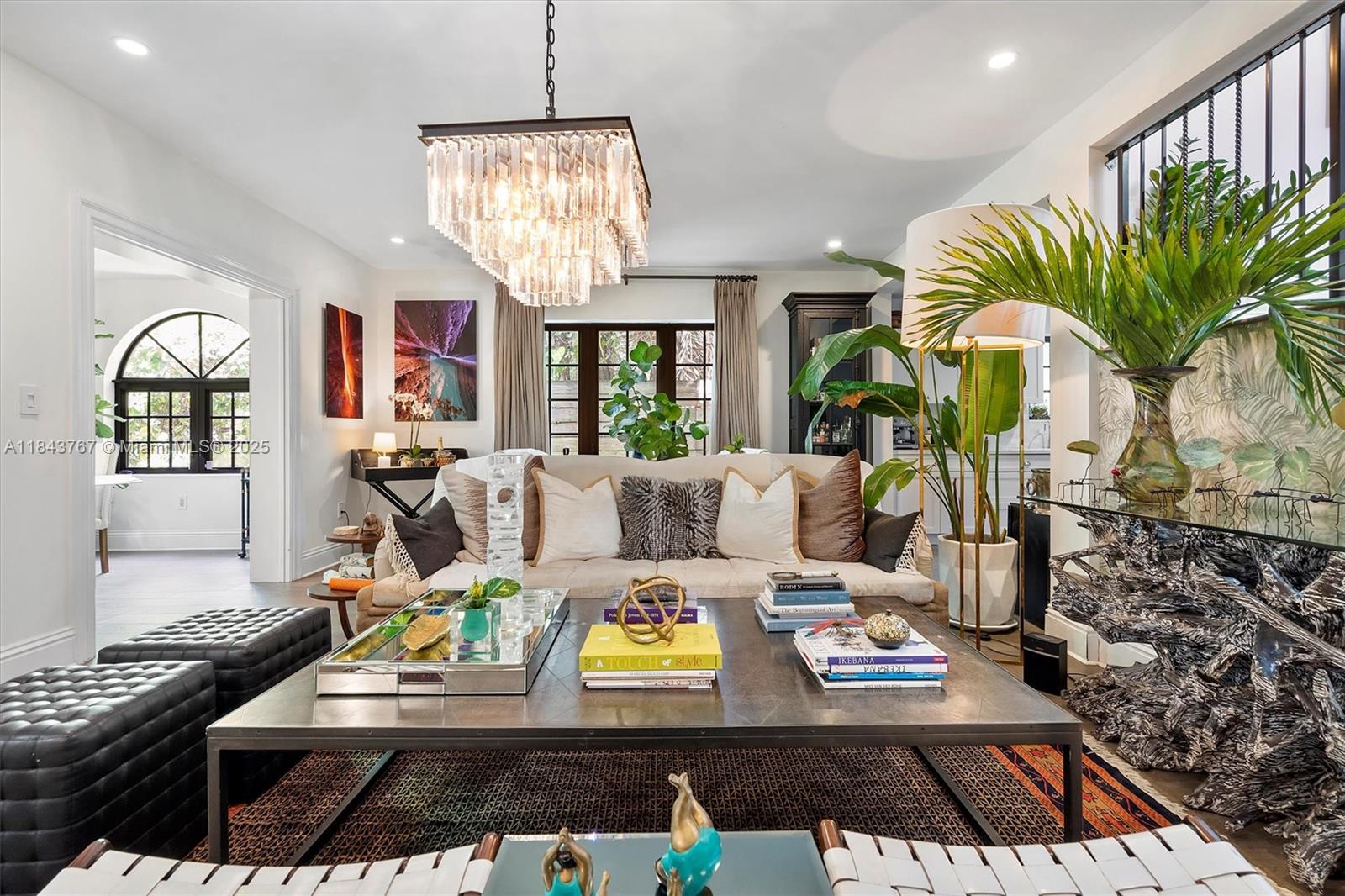 484 NE 57th St Miami, FL 33137