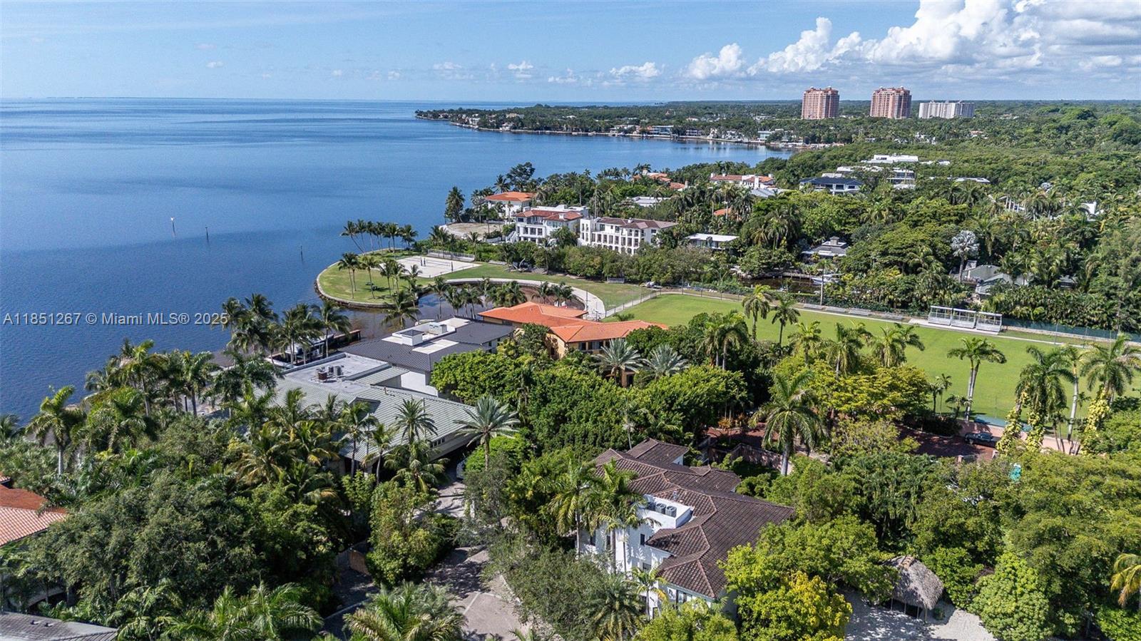 3320 Devon Rd Miami, FL 33133