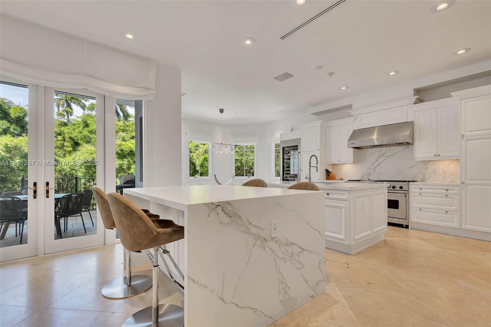 3320 Devon Rd Miami, FL 33133