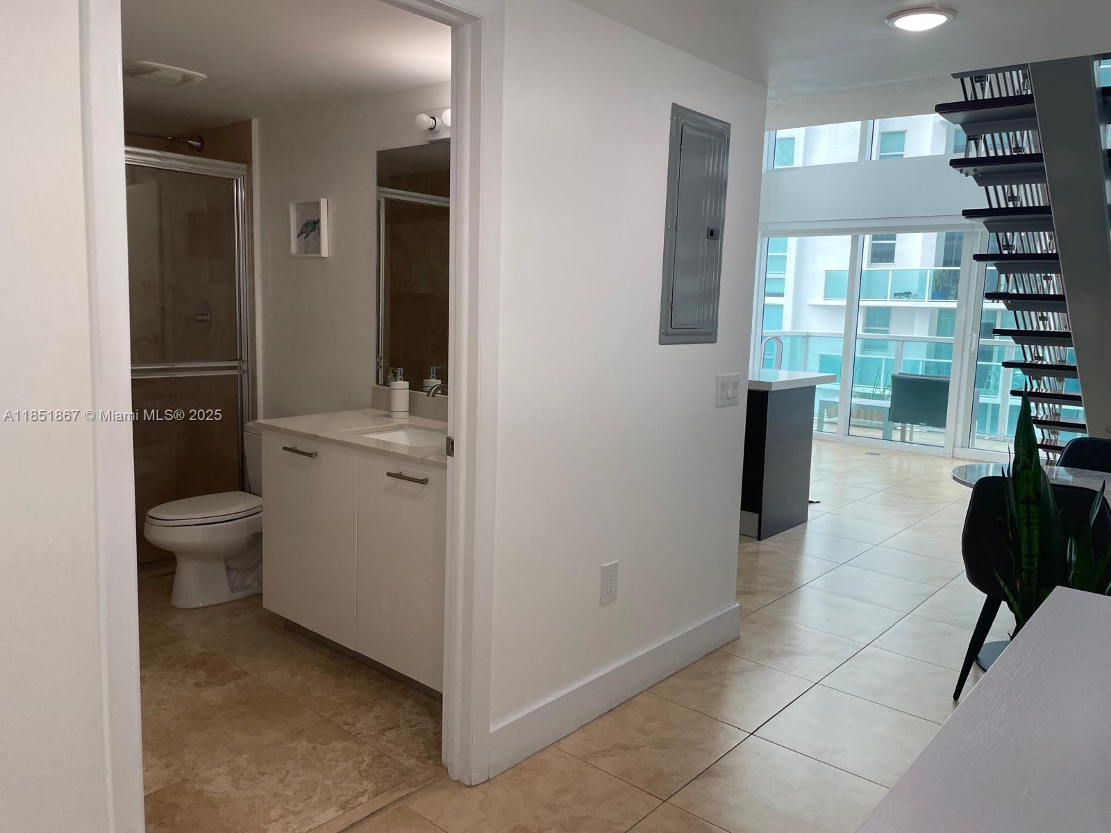 image Brickell On The River S T13