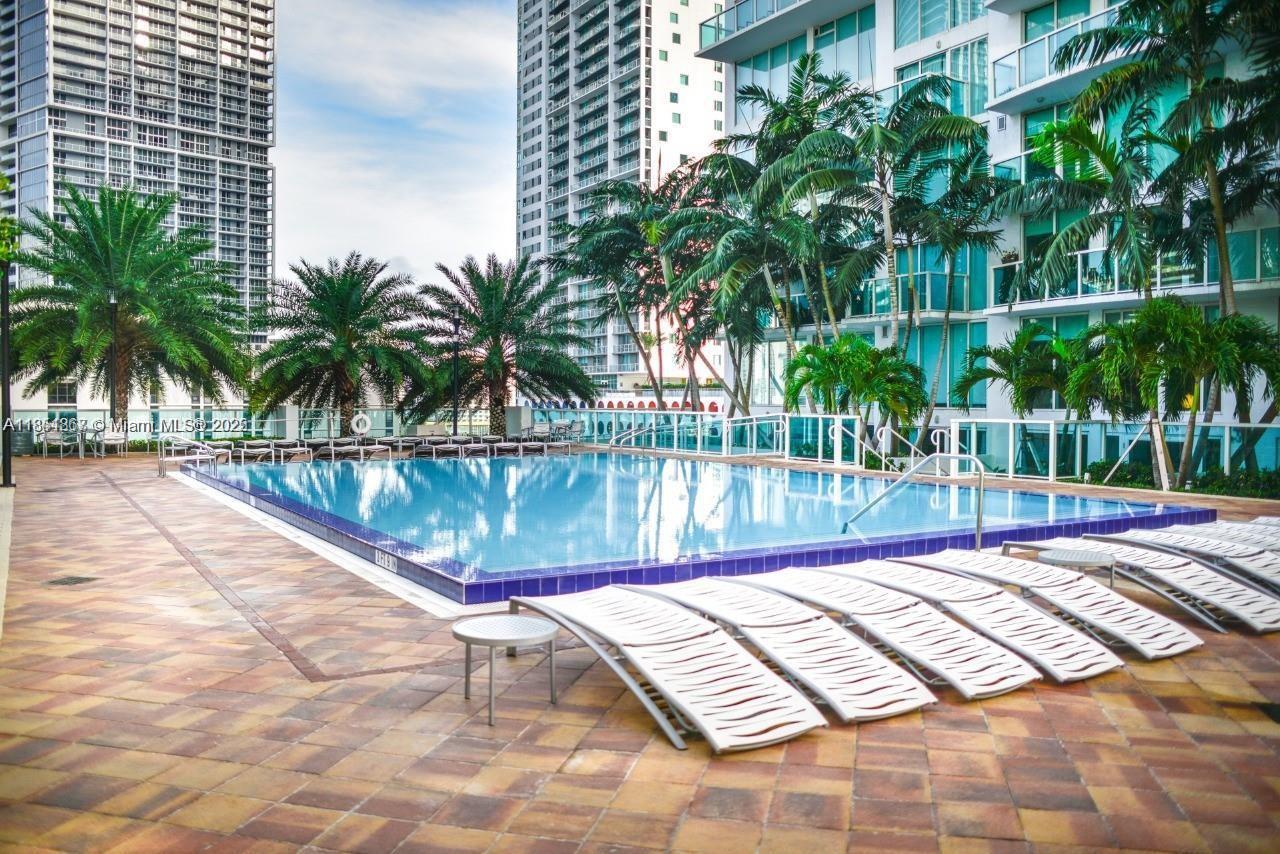 image Brickell On The River S T20