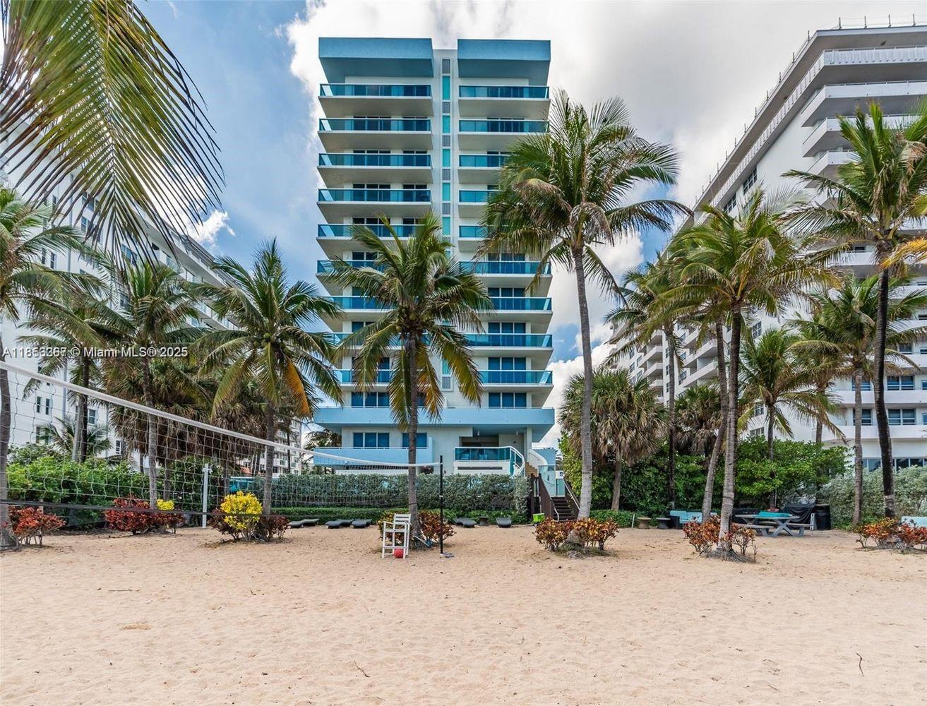 9201 Collins Ave #624