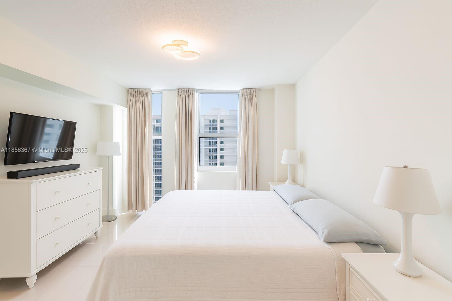 image The Waverly At Surfside B9
