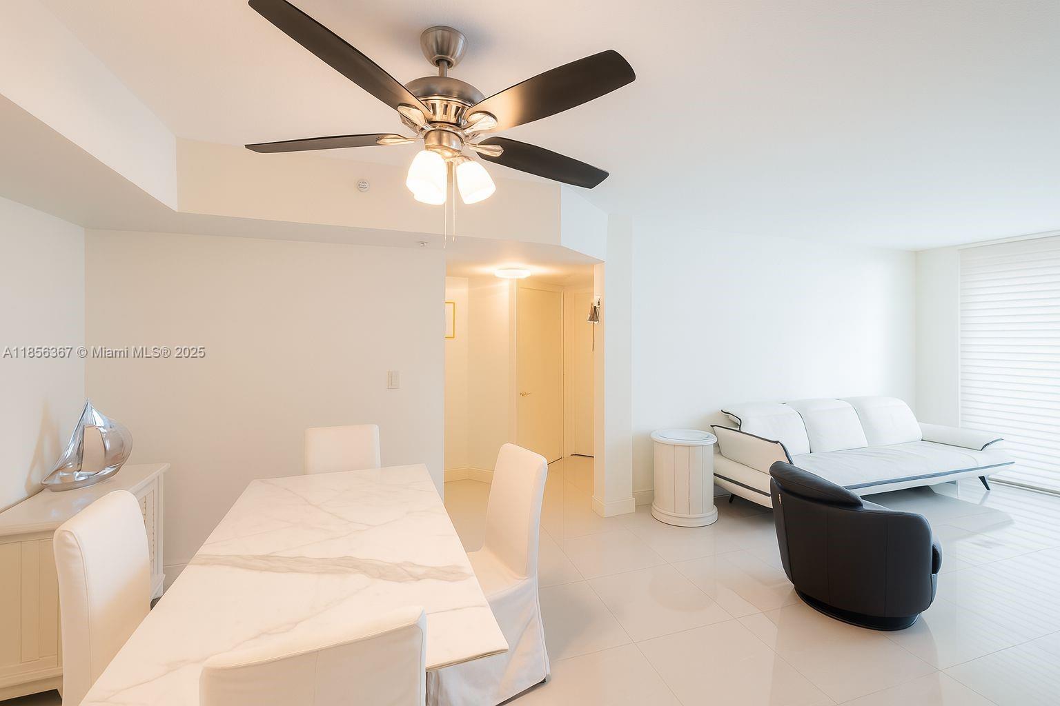 image The Waverly At Surfside B2