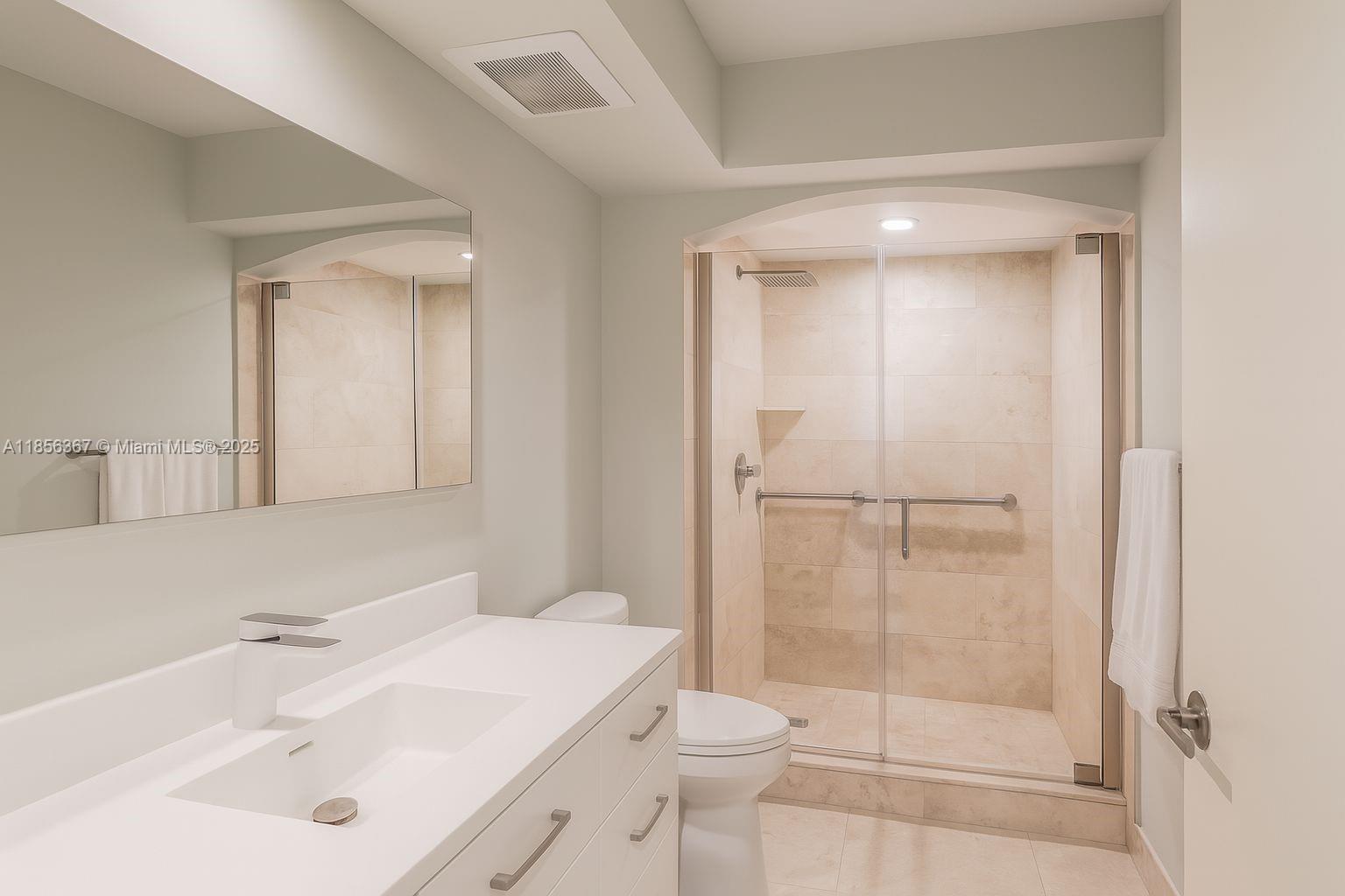 image The Waverly At Surfside B8
