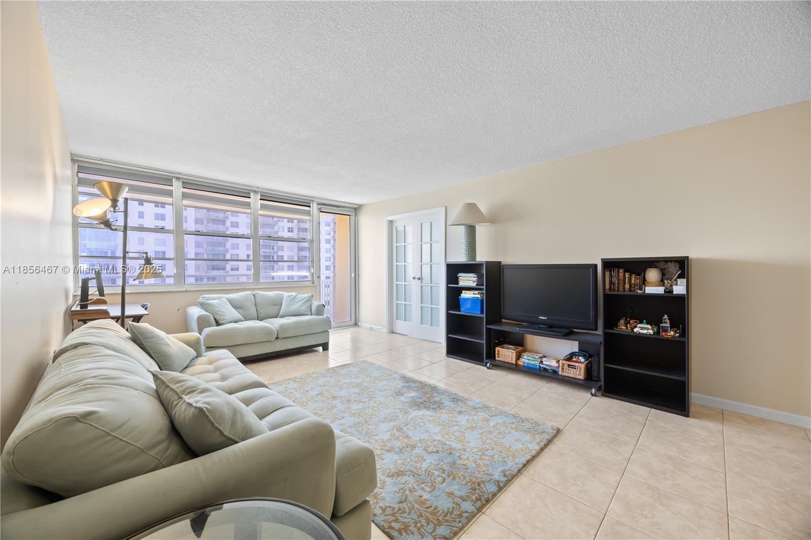 image Winston Towers27