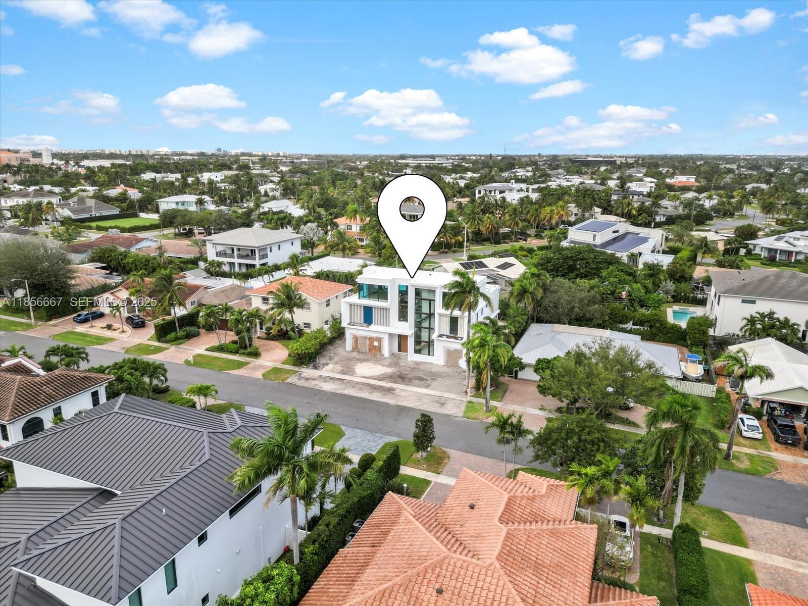 365 NE 3rd St Boca Raton, FL 33432