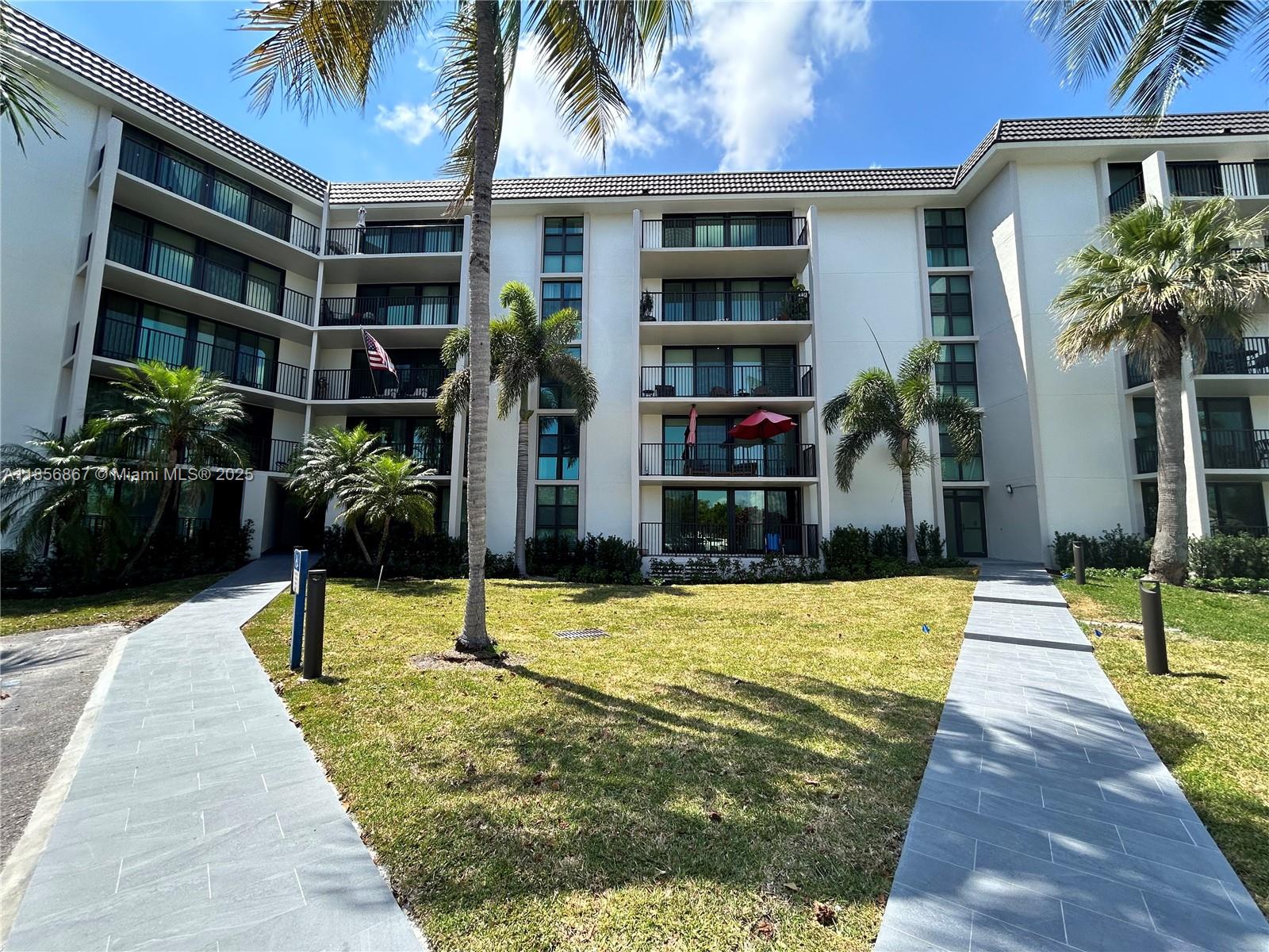 1101 River Reach Dr #102