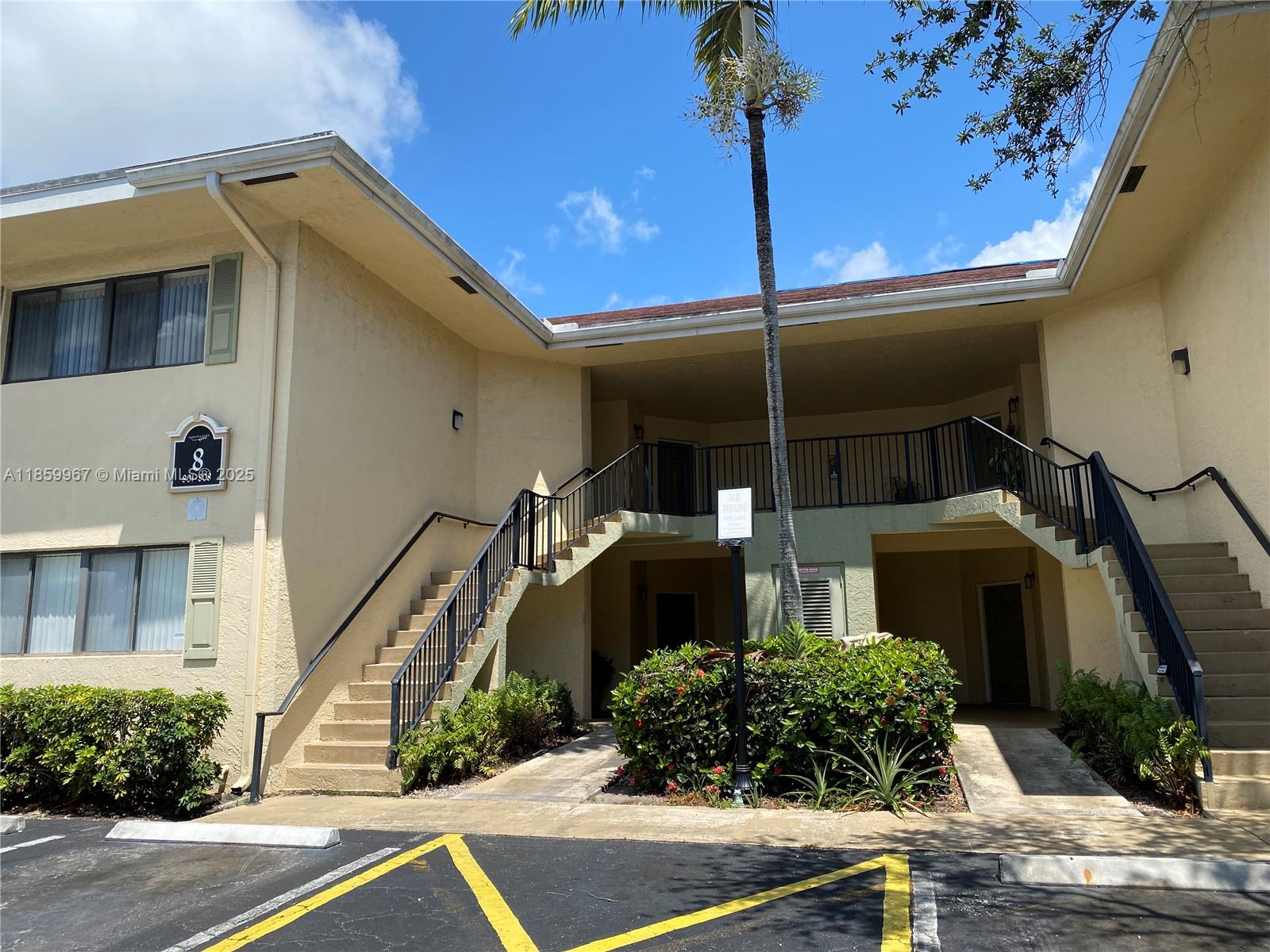 2445 SW 18th Ter #805
