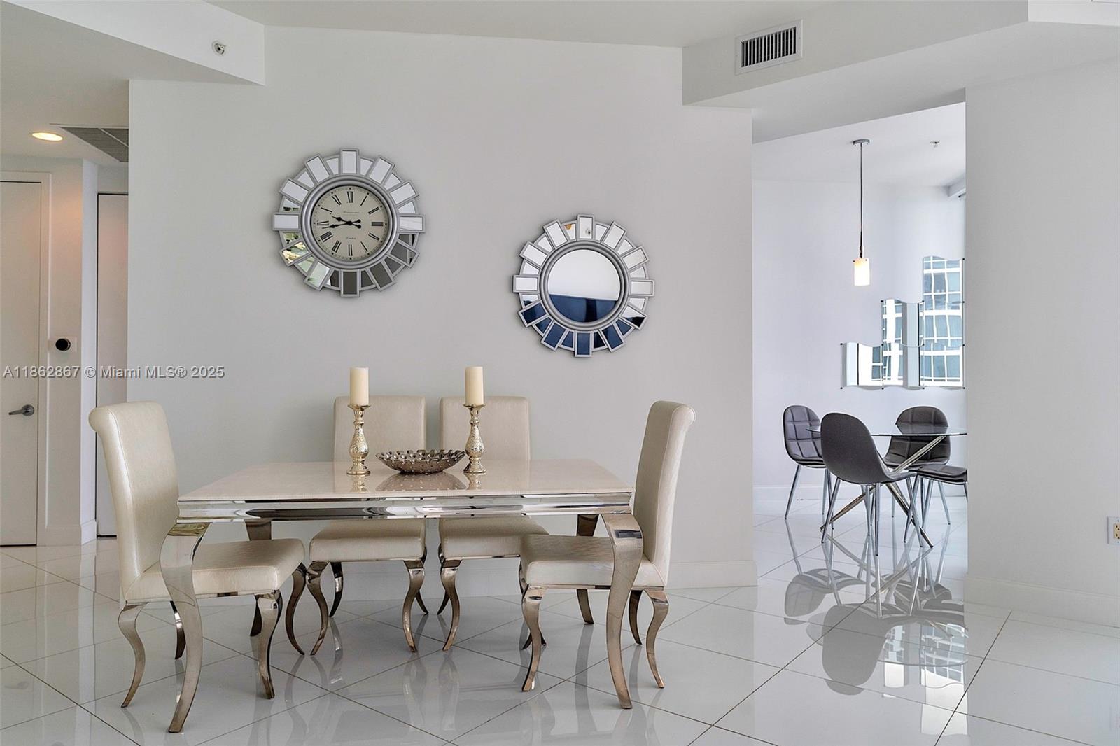 image Trump Royale Condo8