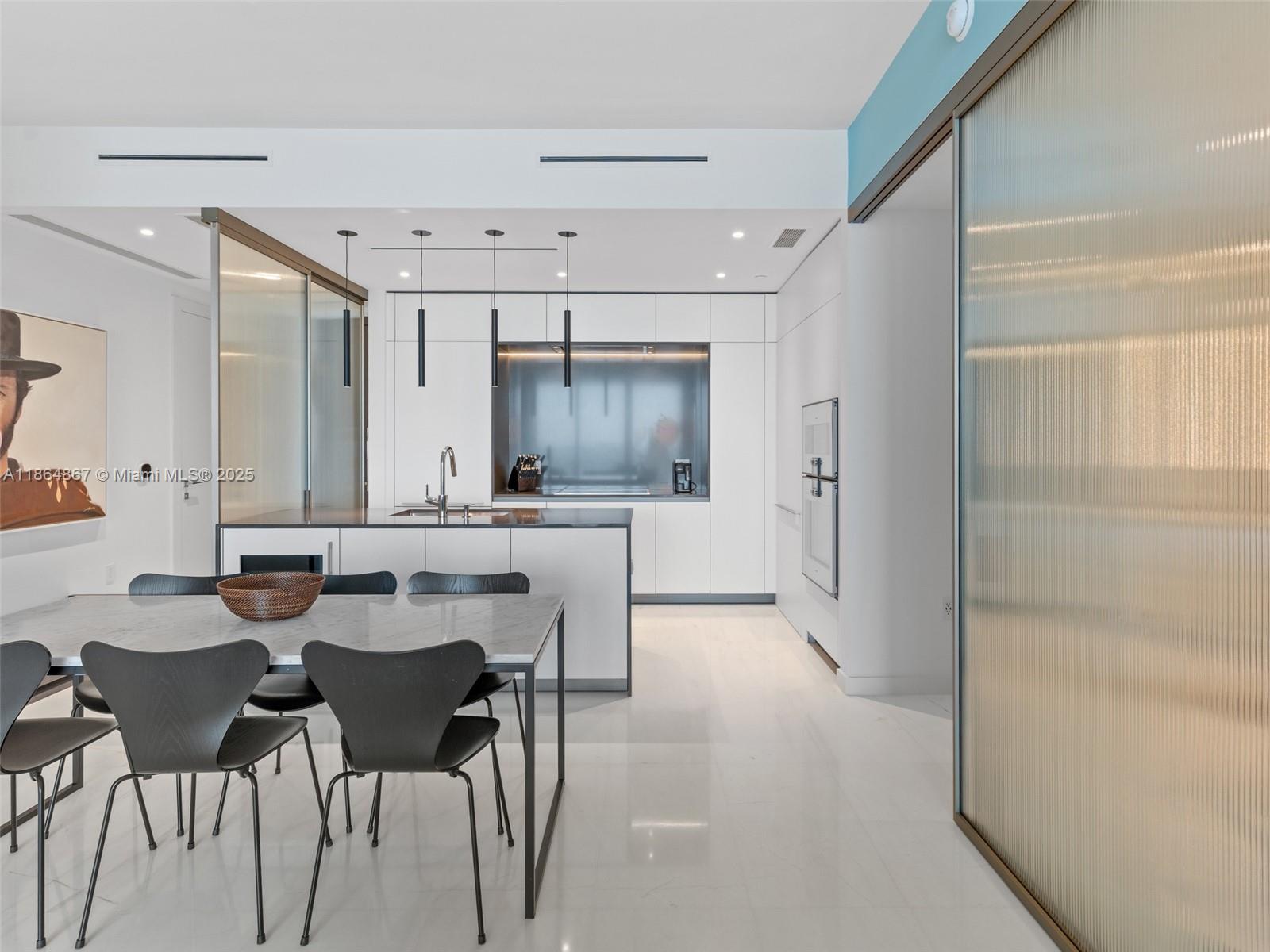 image Aston Martin Residences12