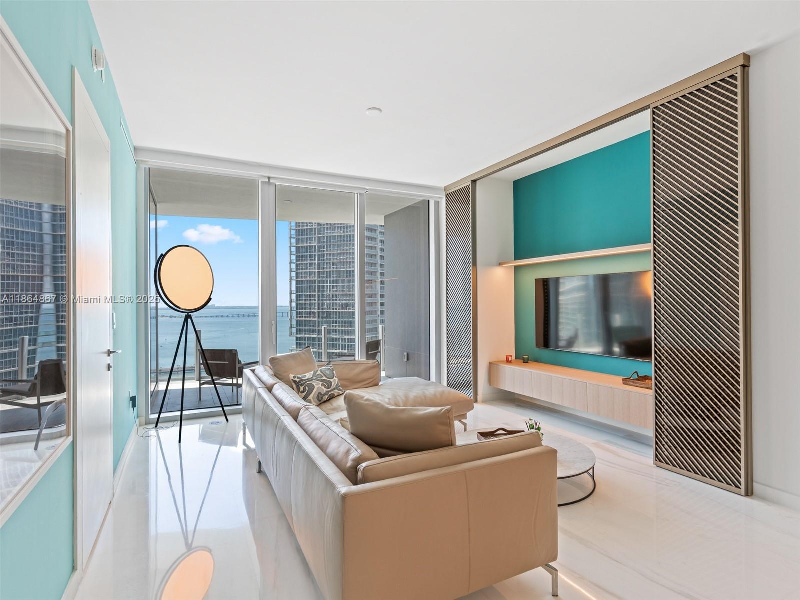 image Aston Martin Residences15