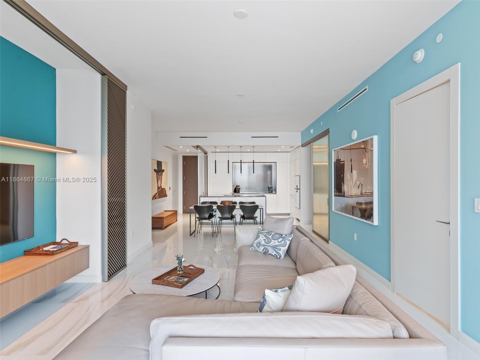 image Aston Martin Residences17