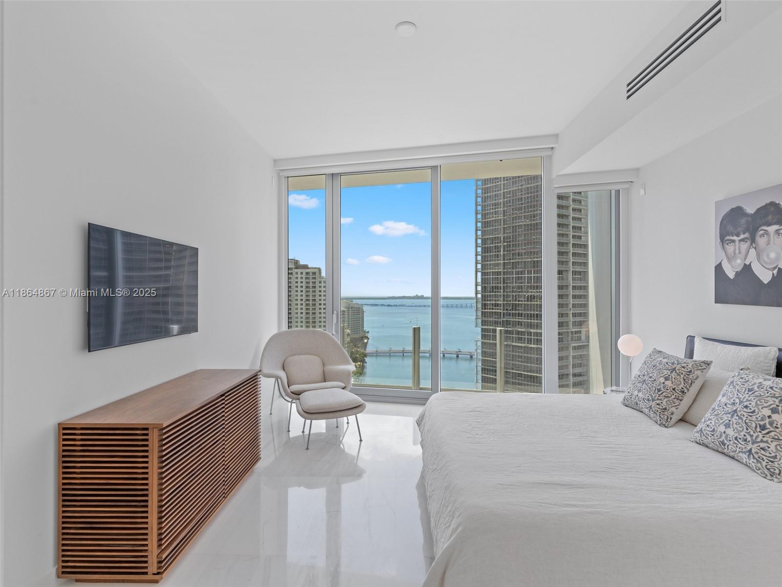 image Aston Martin Residences19