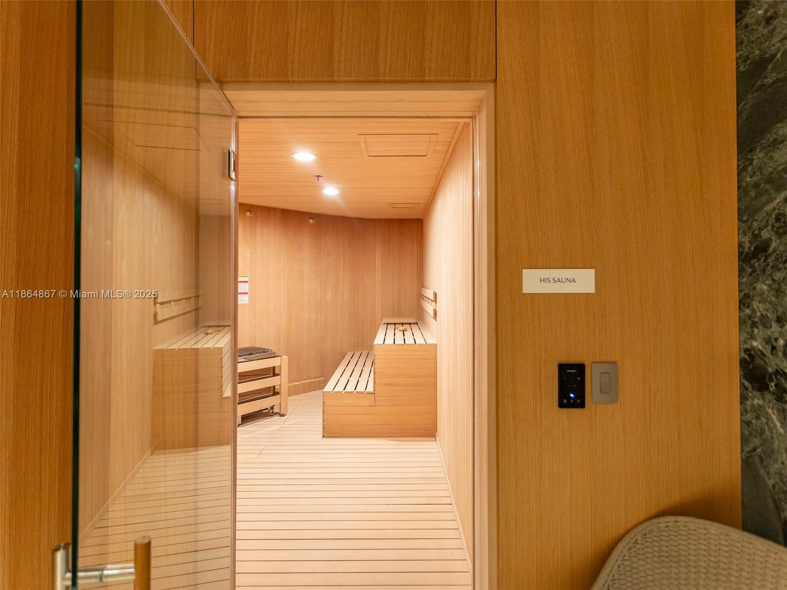 image Aston Martin Residences48
