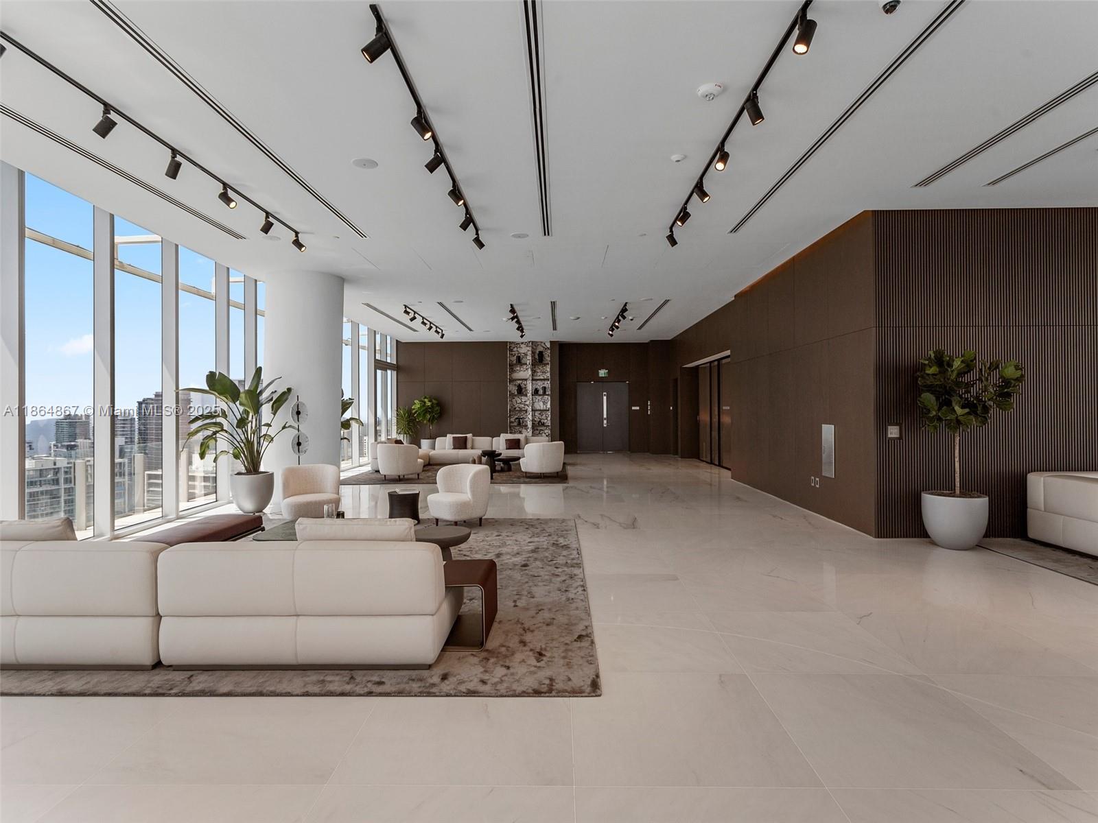 image Aston Martin Residences70