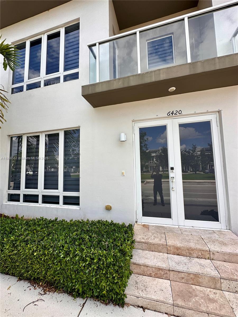 6420 NW 104th Path #6420