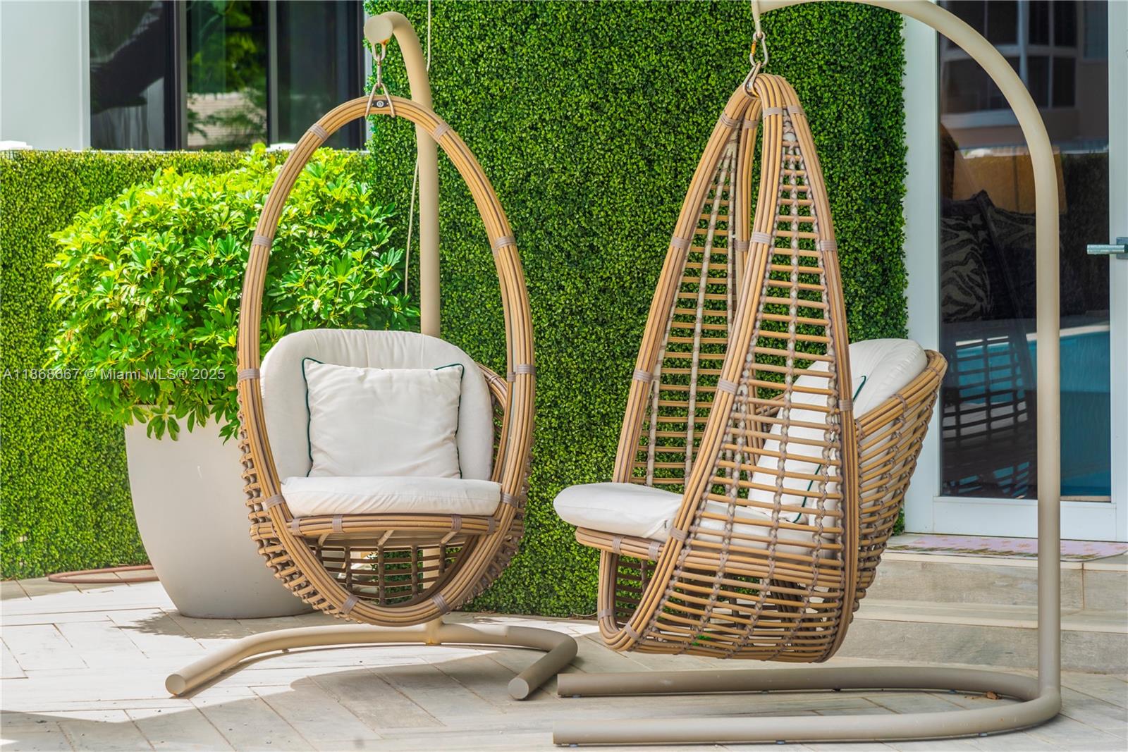 1319 Seminole Dr Fort Lauderdale, FL 33304