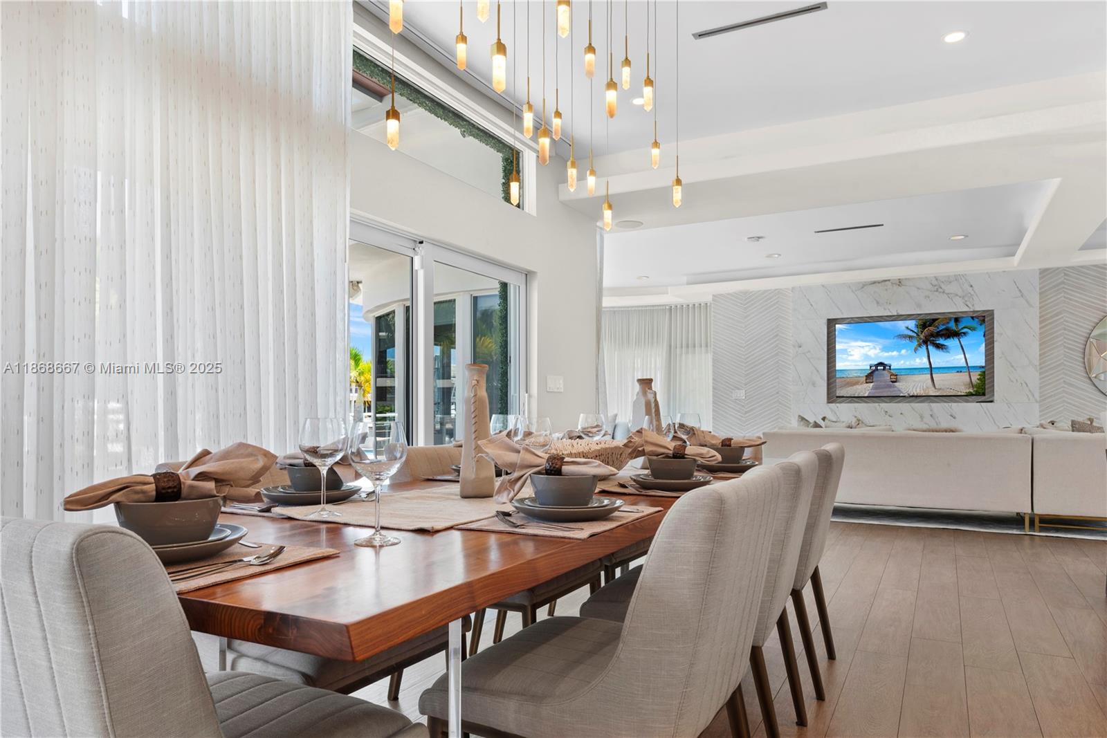 1319 Seminole Dr Fort Lauderdale, FL 33304