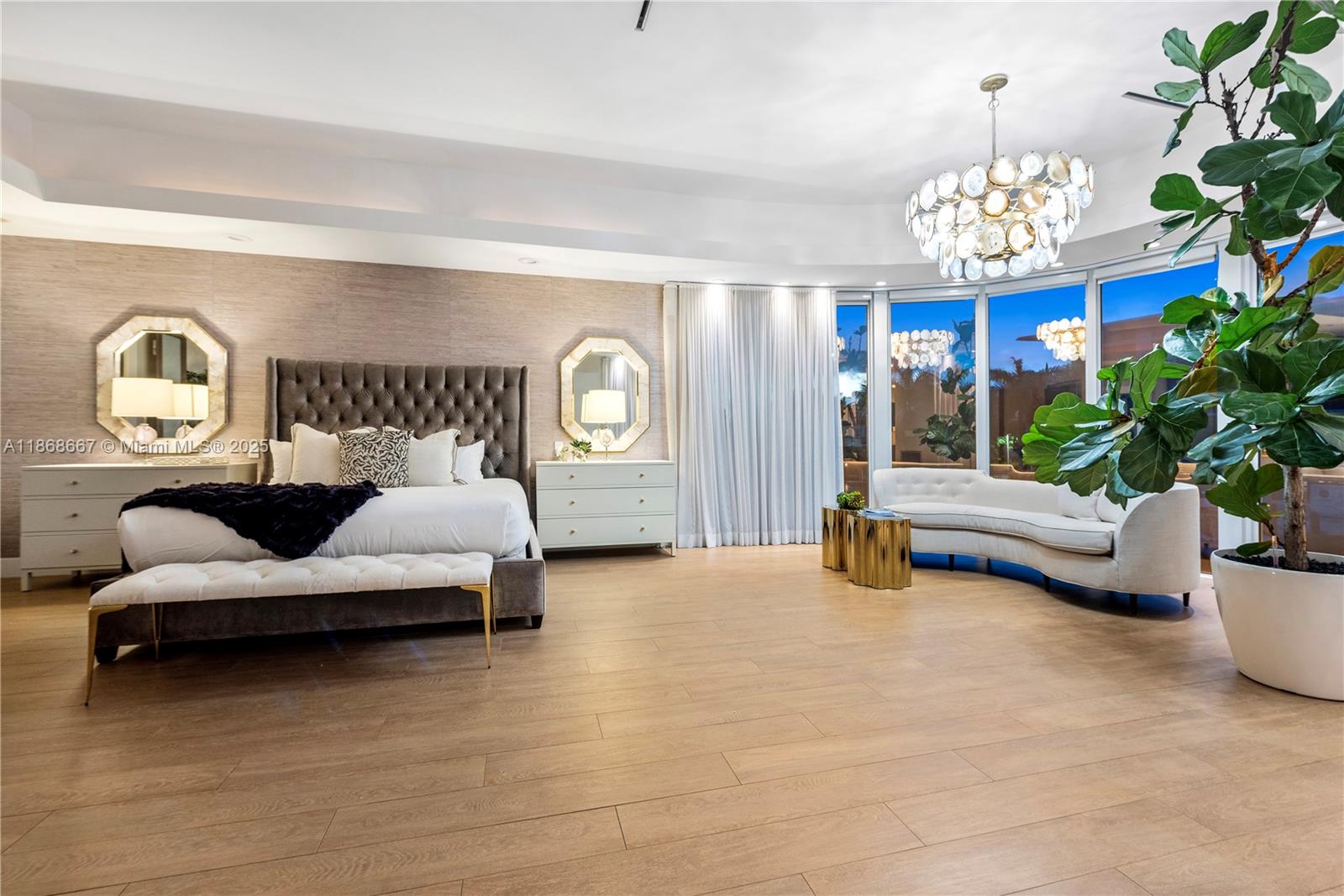 1319 Seminole Dr Fort Lauderdale, FL 33304