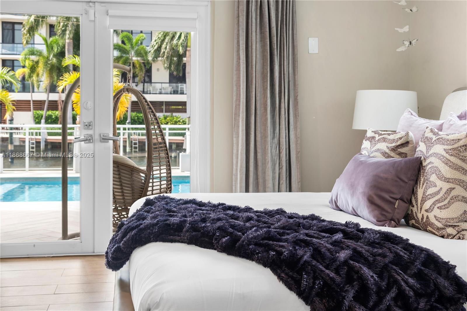 1319 Seminole Dr Fort Lauderdale, FL 33304