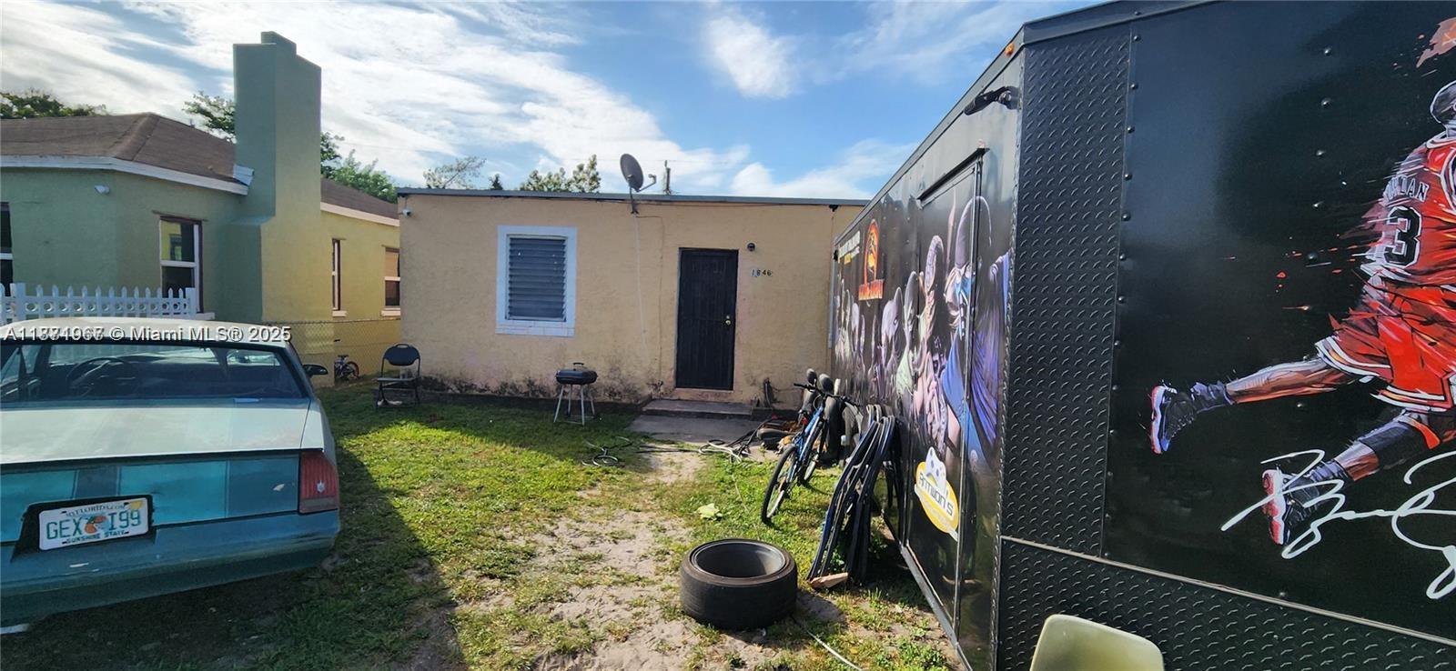 1846 NW 49th St