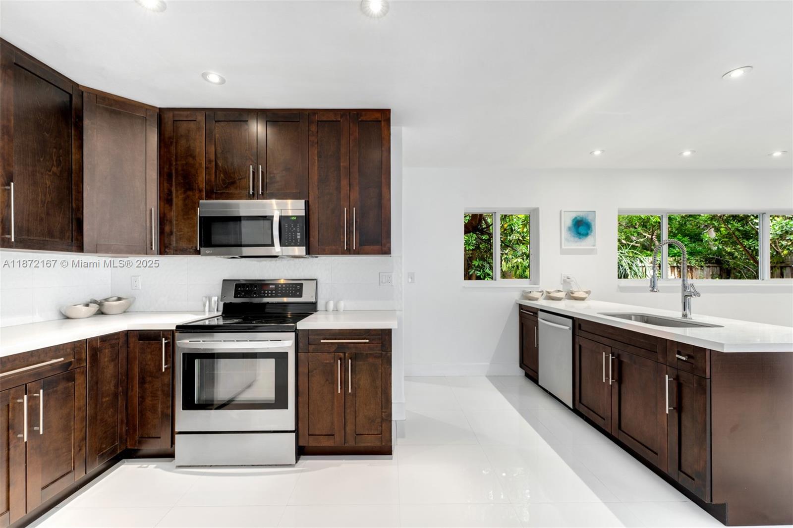 12401 SW 68th Ct Pinecrest, FL 33156