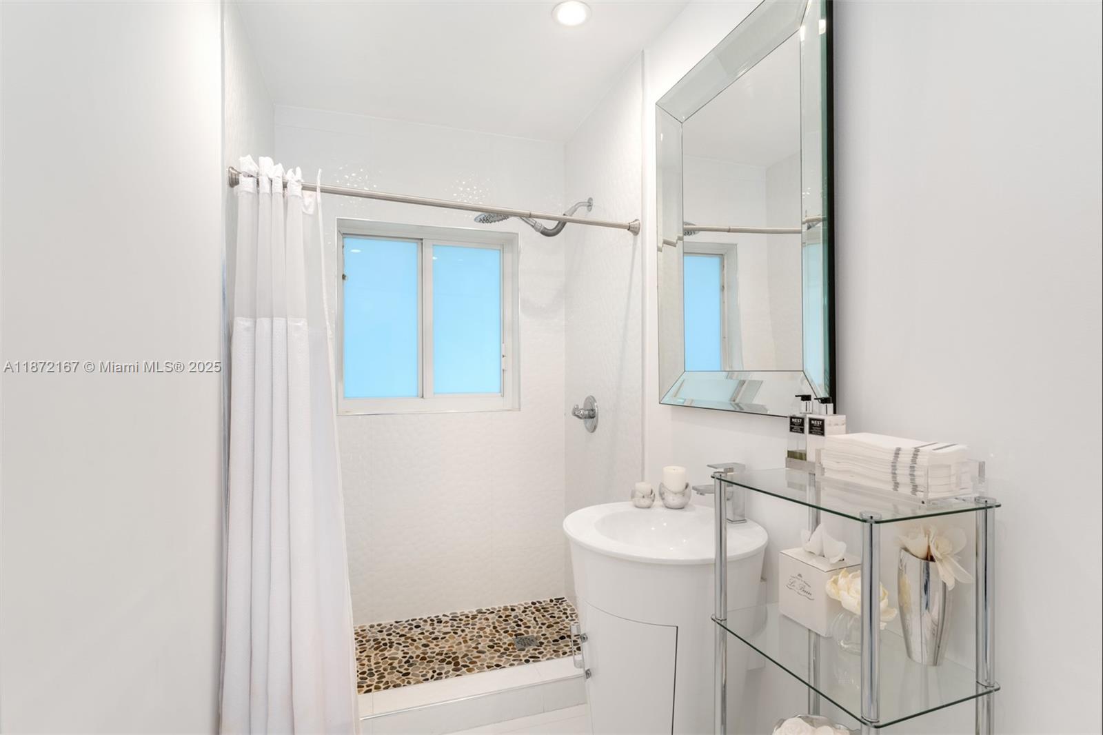 12401 SW 68th Ct Pinecrest, FL 33156