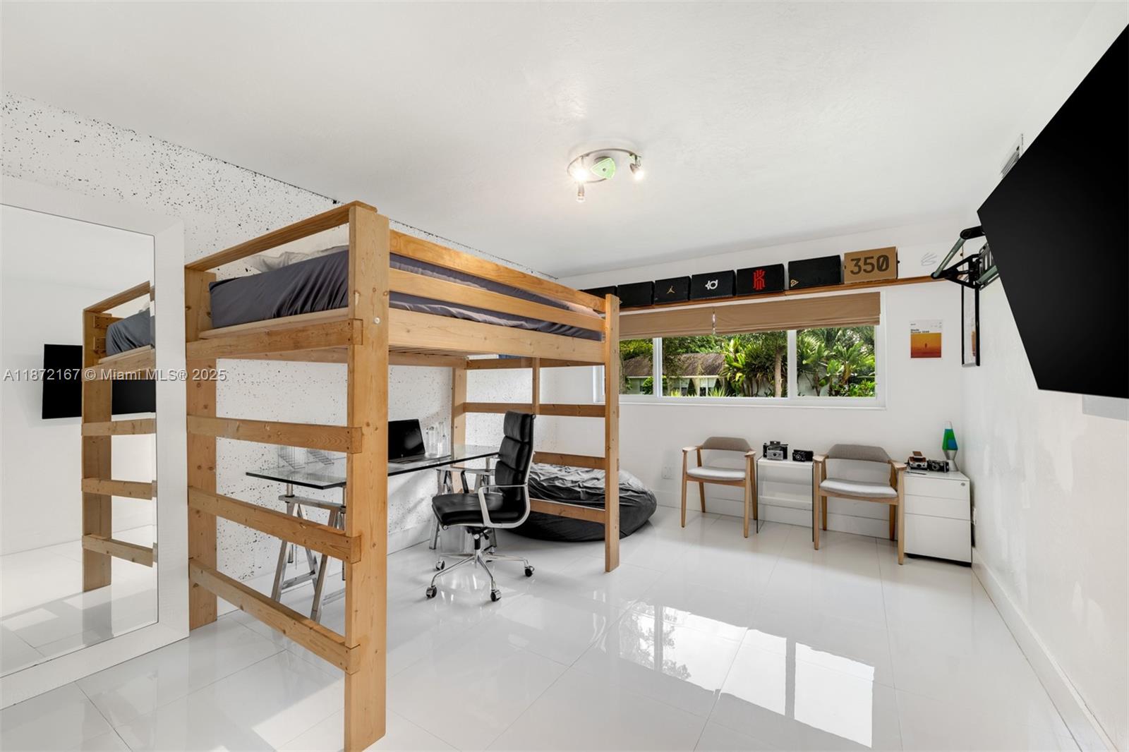 12401 SW 68th Ct Pinecrest, FL 33156