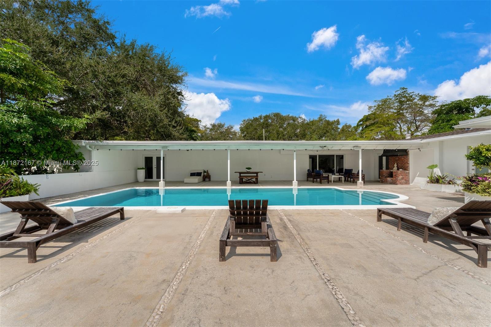 12401 SW 68th Ct Pinecrest, FL 33156