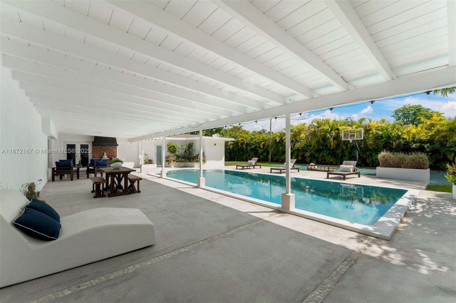 12401 SW 68th Ct Pinecrest, FL 33156