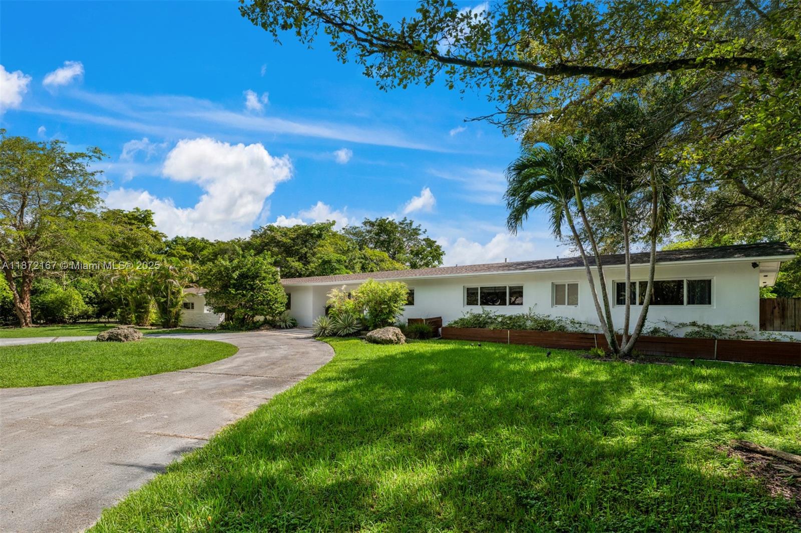 12401 SW 68th Ct Pinecrest, FL 33156