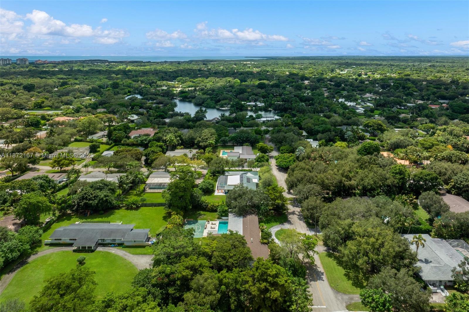 12401 SW 68th Ct Pinecrest, FL 33156