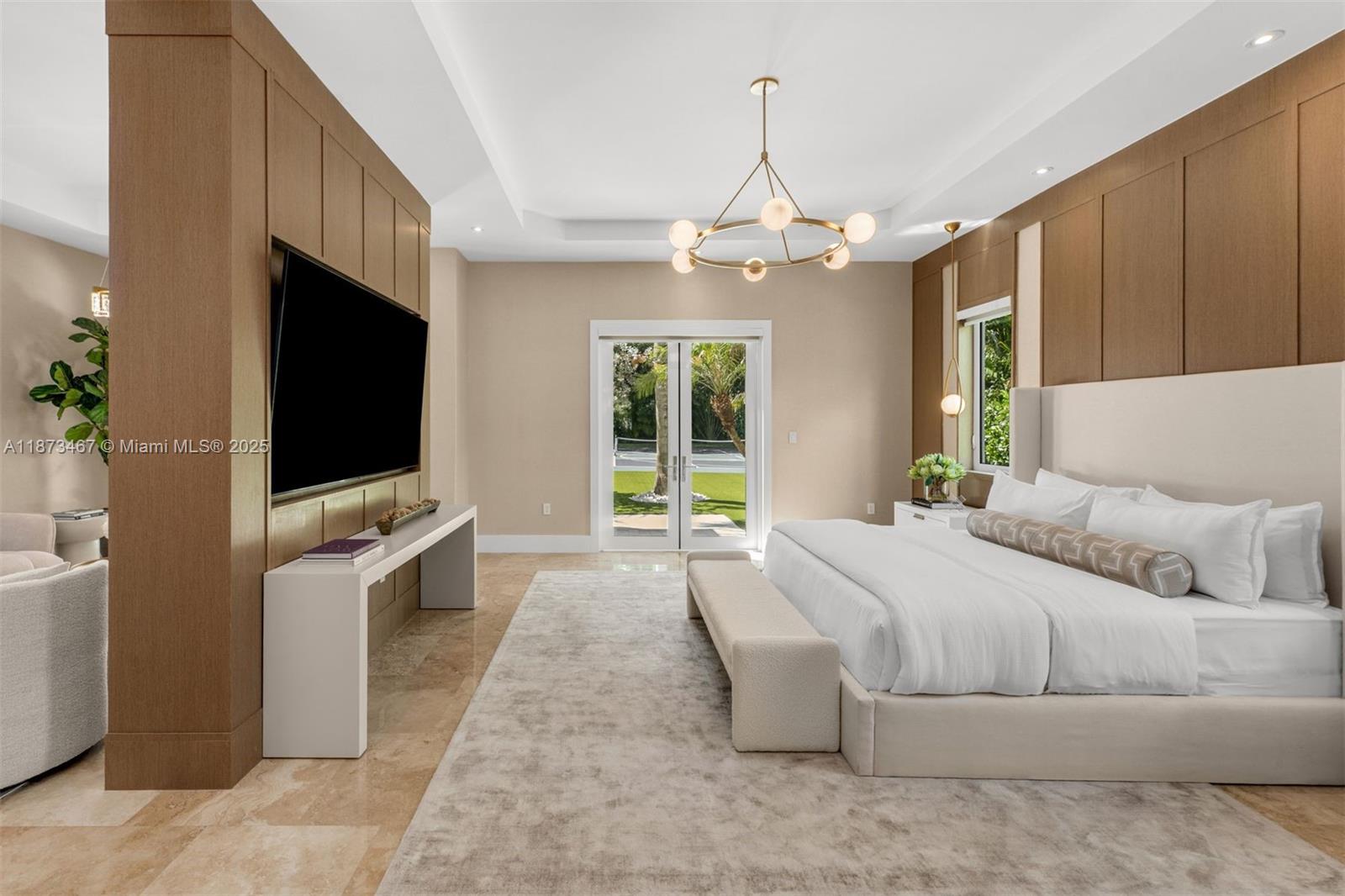 6080 SW 104th St Pinecrest, FL 33156