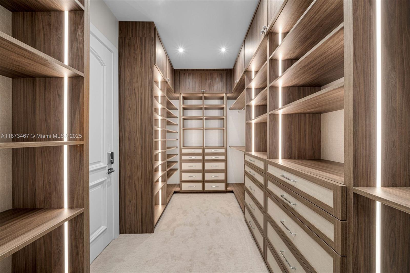 6080 SW 104th St Pinecrest, FL 33156