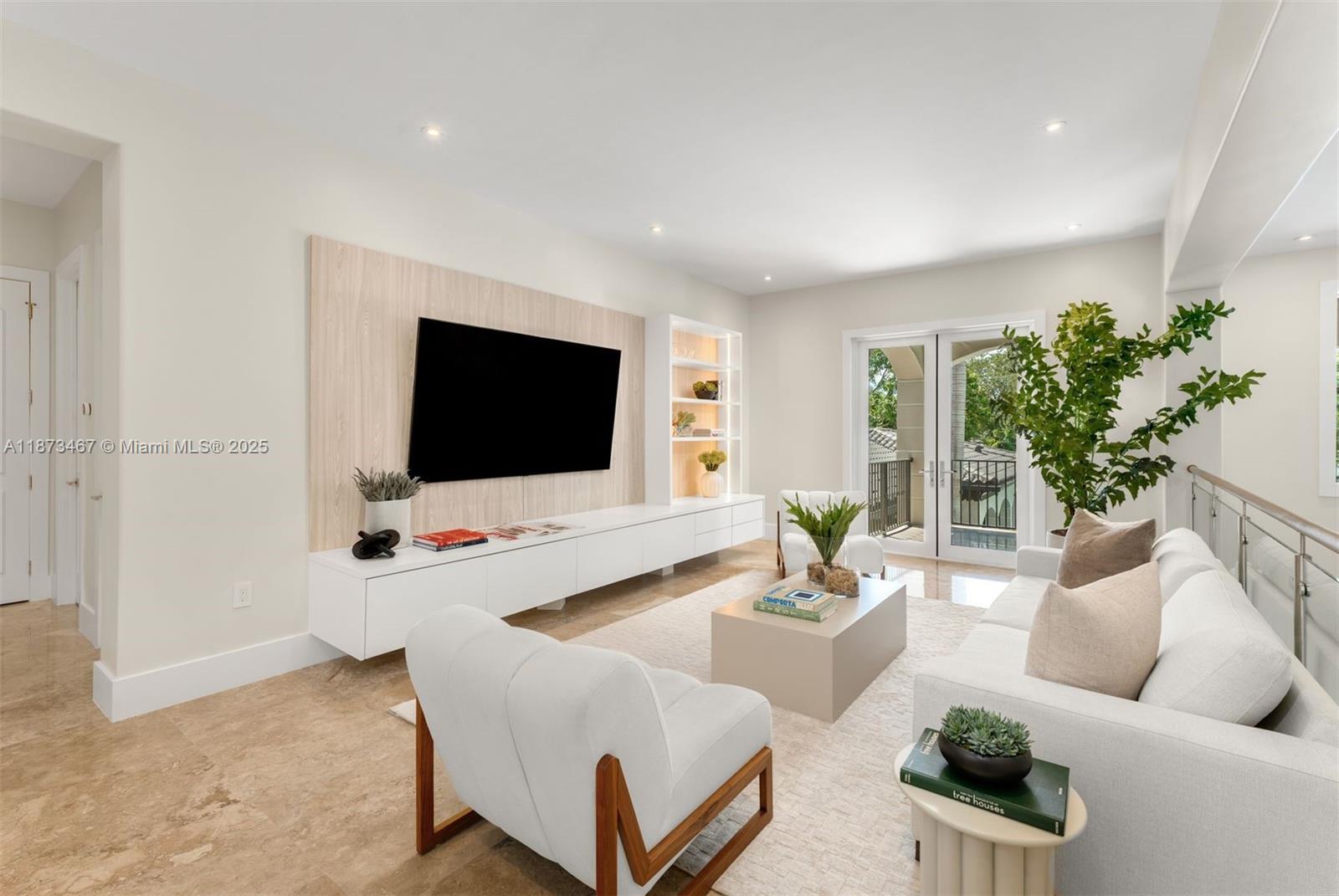 6080 SW 104th St Pinecrest, FL 33156