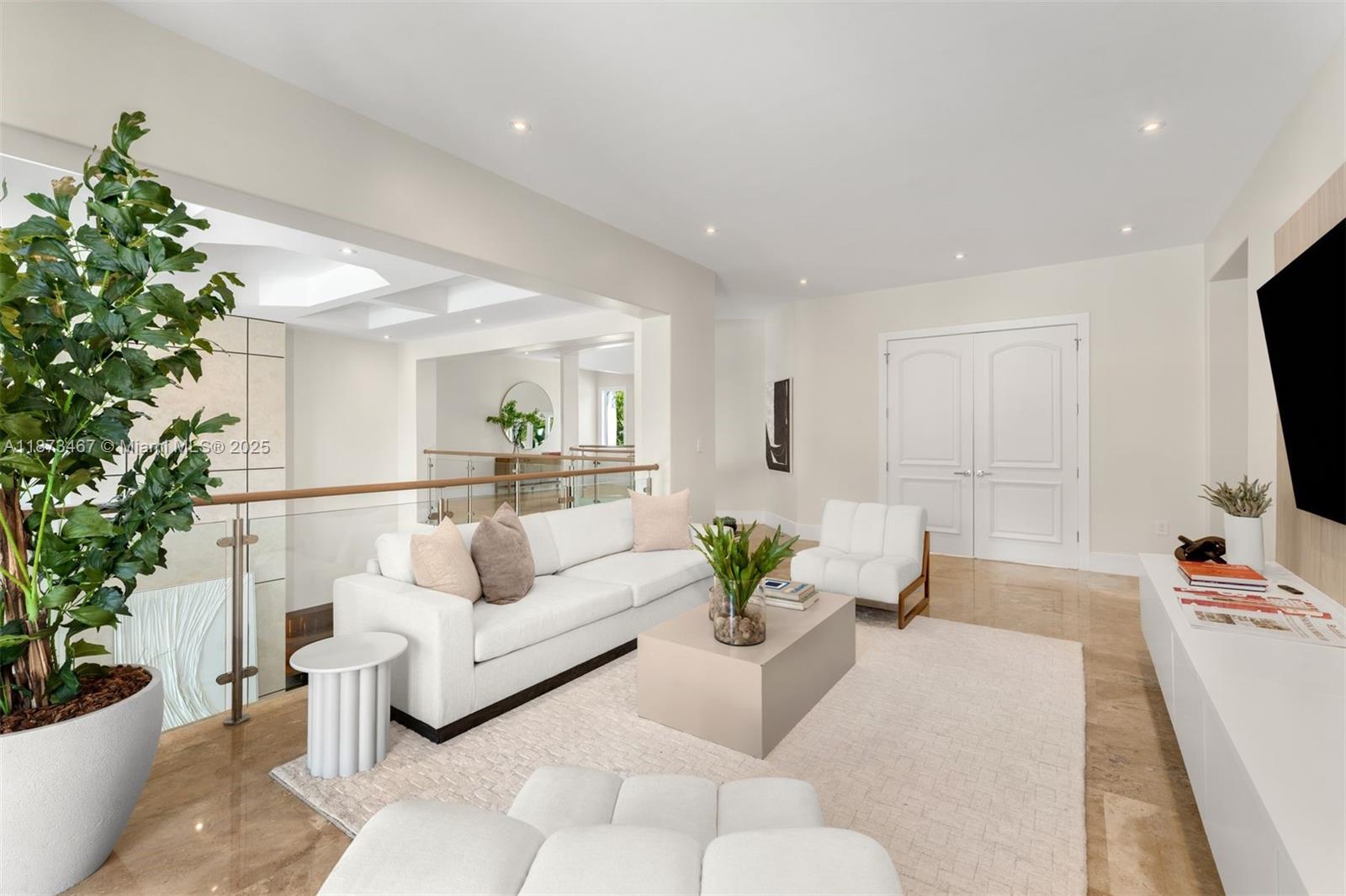 6080 SW 104th St Pinecrest, FL 33156