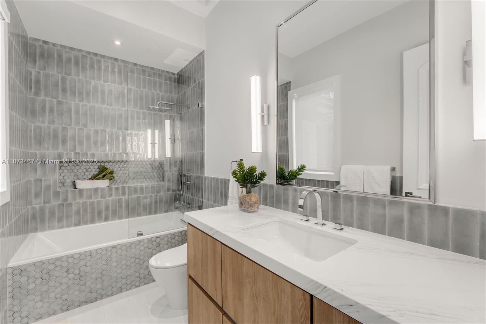 6080 SW 104th St Pinecrest, FL 33156