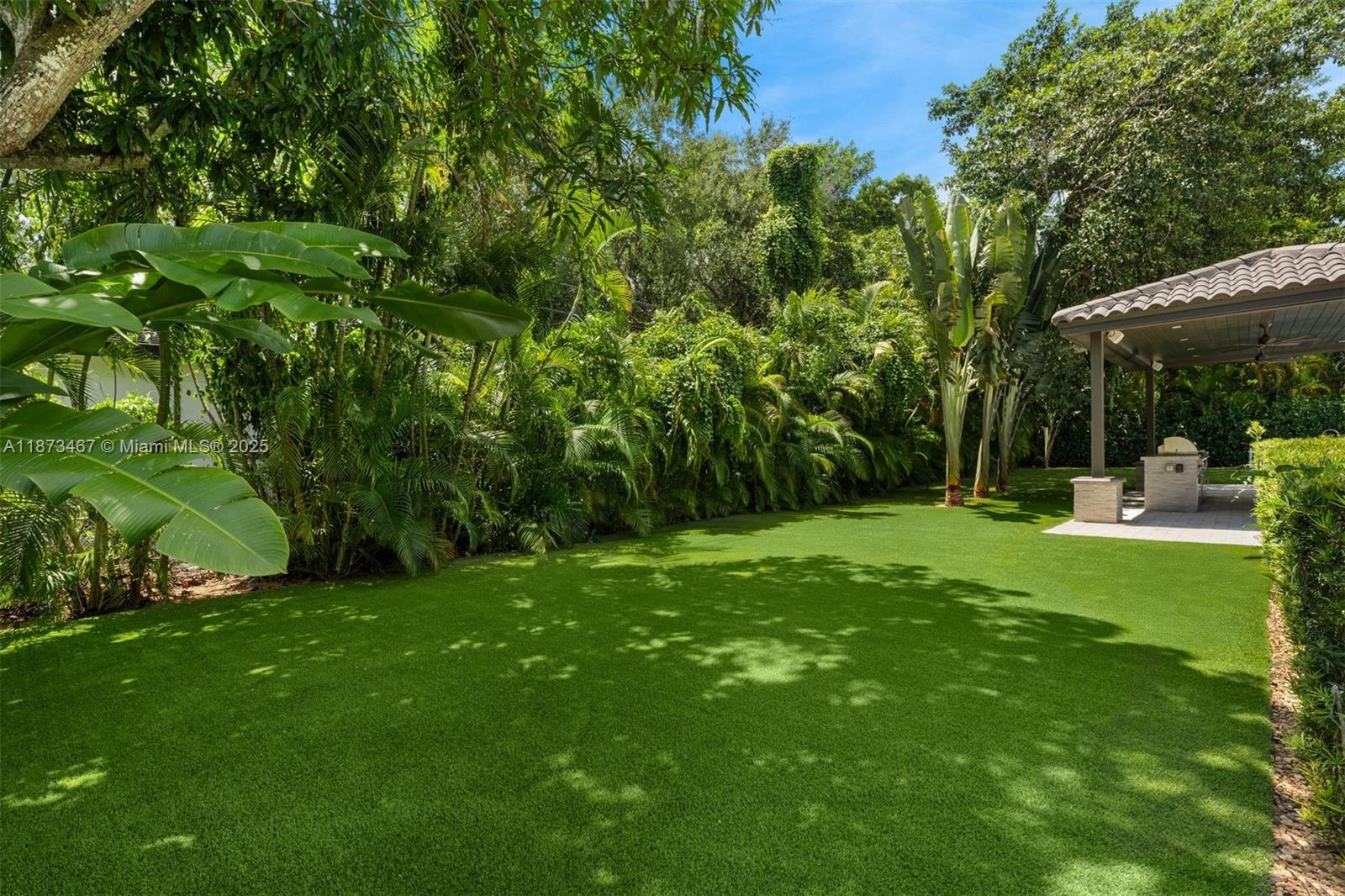 6080 SW 104th St Pinecrest, FL 33156