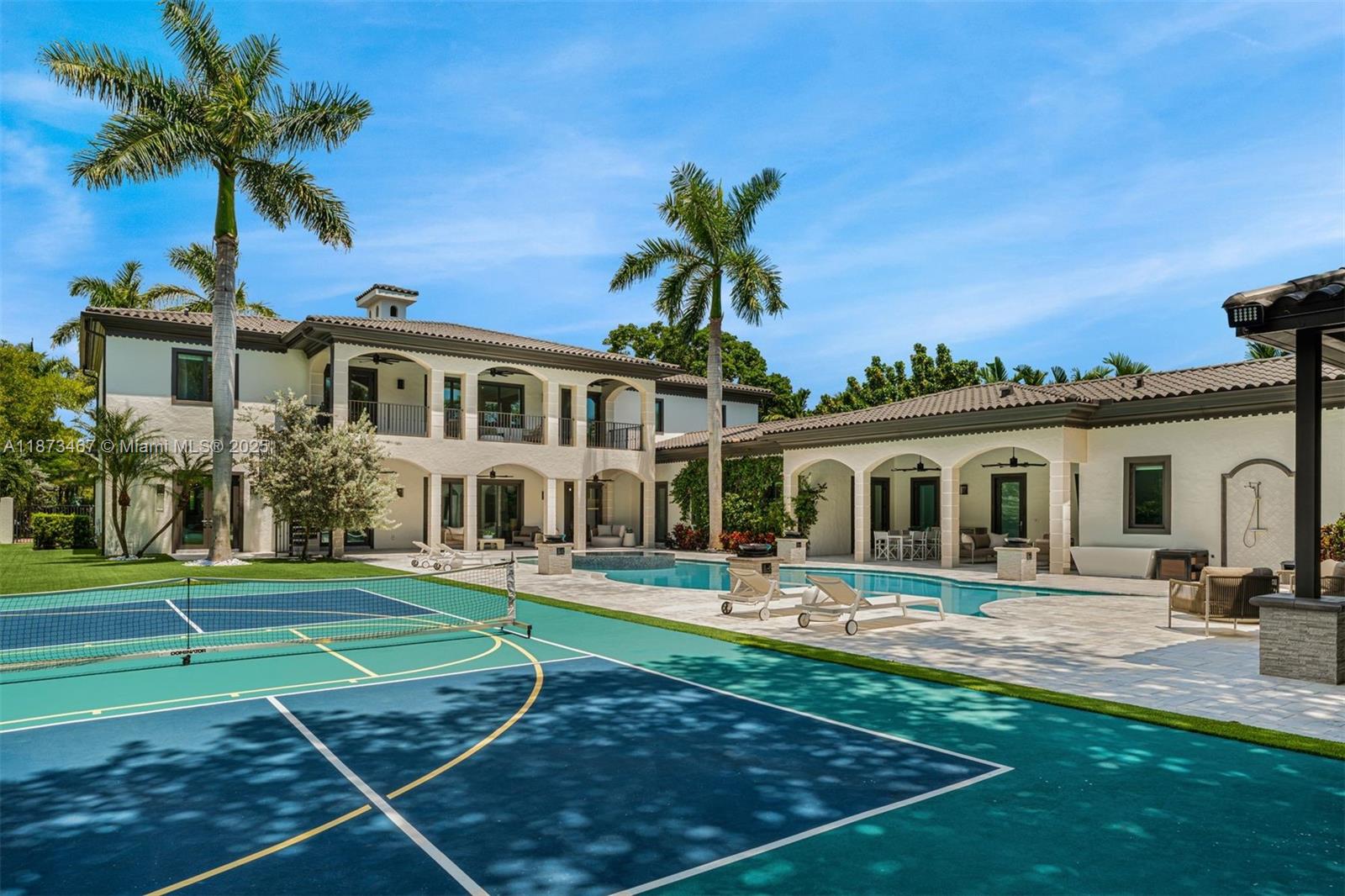 6080 SW 104th St Pinecrest, FL 33156